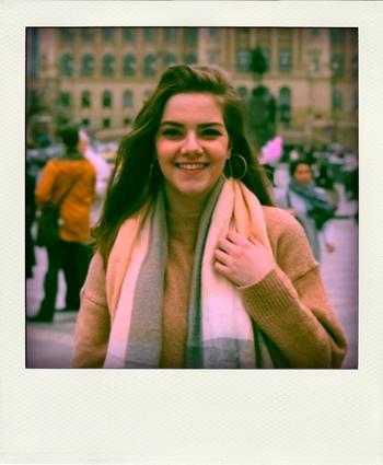 Melanie Jacobsen-pola