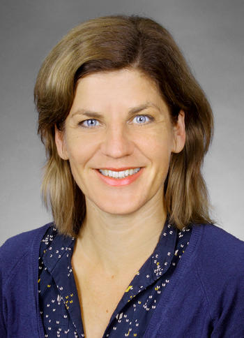 Dr. Dörte Naumann