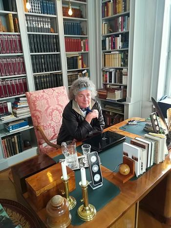 Dr. Marion Ziesmer