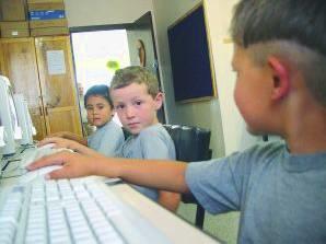 Kinder am Computer